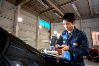 専任スタッフによる磨き その2